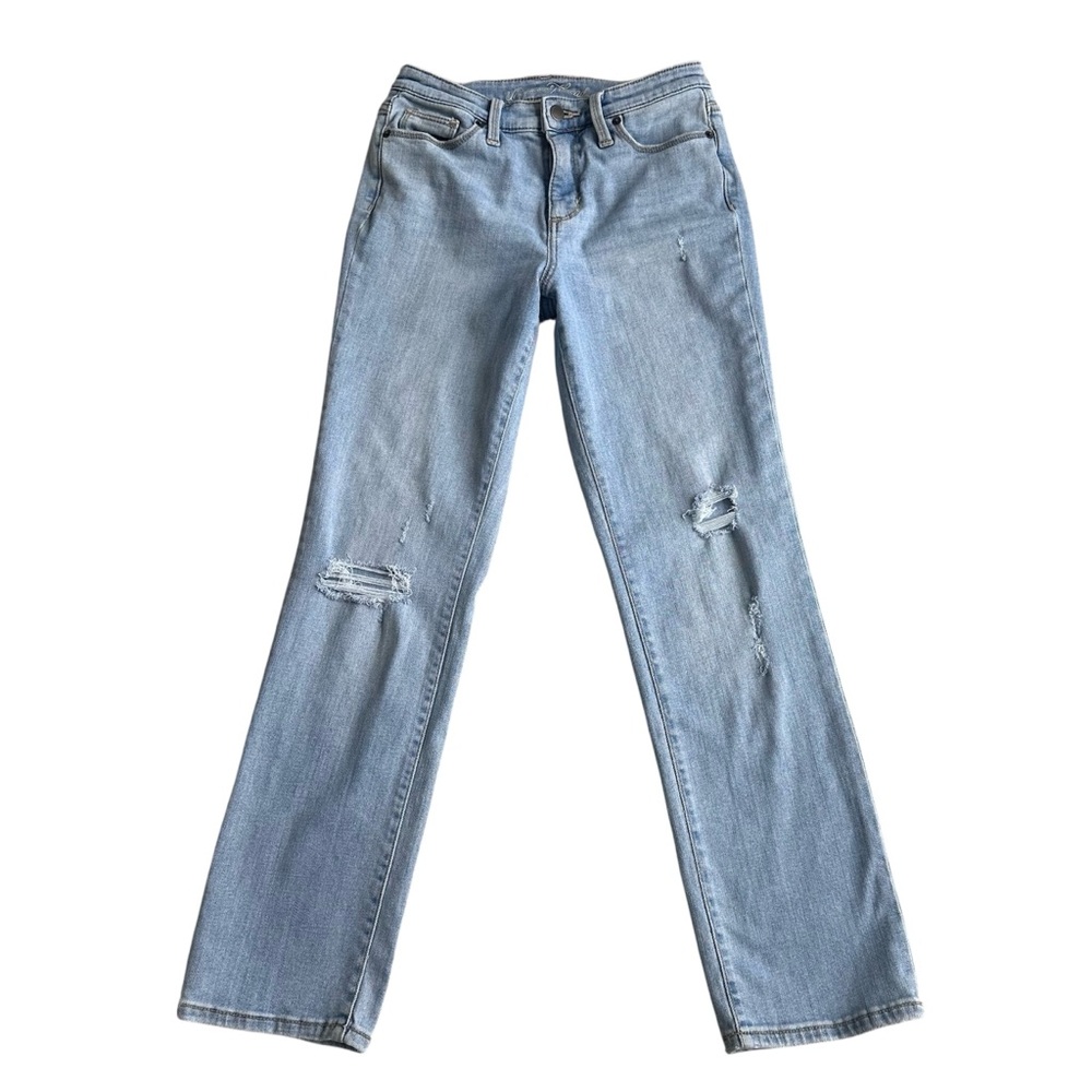 Universal Thread Straight Leg Jeans Size 2 Mid Rise Light Wash Distressed Denim